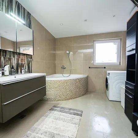 Apartament Walter In Downtown *